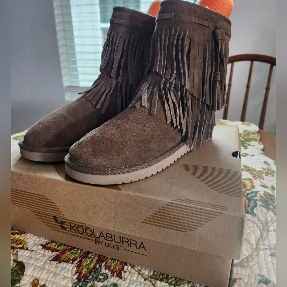KOOLABURRA by UGG Cable boots